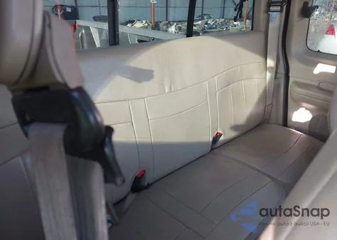 2000 Ford F-150 Lariat/Xl/Xlt from USA, damaged, VIN 1FTRX07L4YKB45917